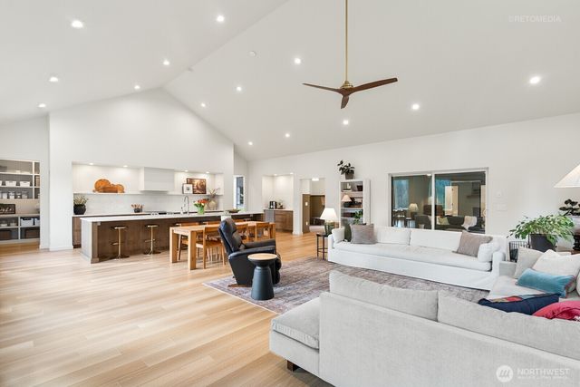 210 Eagle Court, Woodland, WA 98674