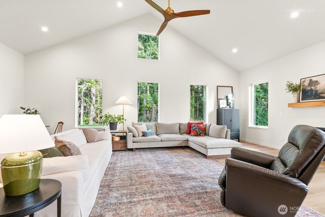 210 Eagle Court, Woodland, WA 98674