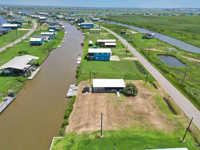 12227 County Road 204, Sargent, TX 77414