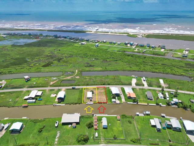 12227 County Road 204, Sargent, TX 77414