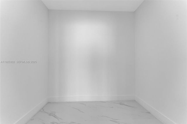 700 NE 24th St 4402, Miami, FL 33137