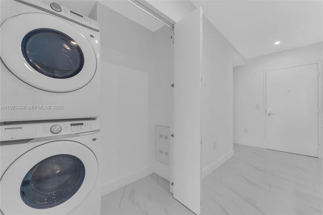 700 NE 24th St 4402, Miami, FL 33137