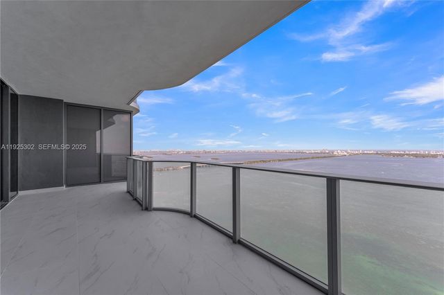 700 NE 24th St 4402, Miami, FL 33137