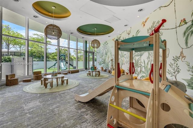 700 NE 24th St 4402, Miami, FL 33137