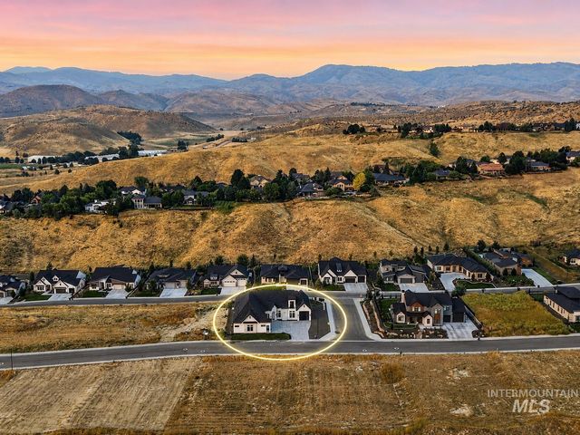 4610 N Accipiter Pl., Boise, ID 83703