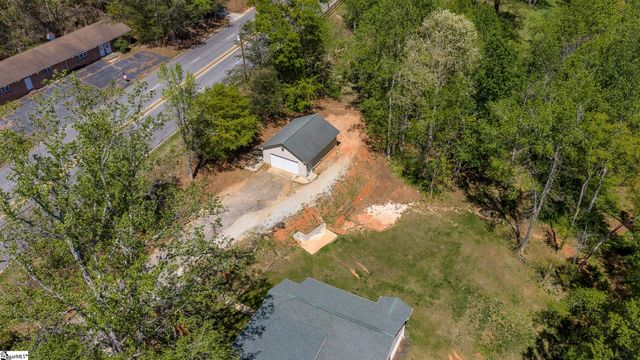 2140 Geer Highway, Travelers Rest, SC 29690
