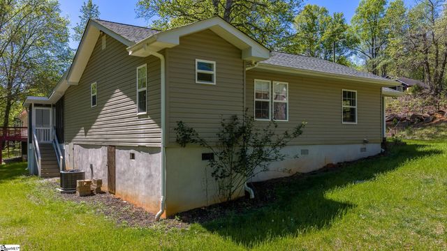 2140 Geer Highway, Travelers Rest, SC 29690