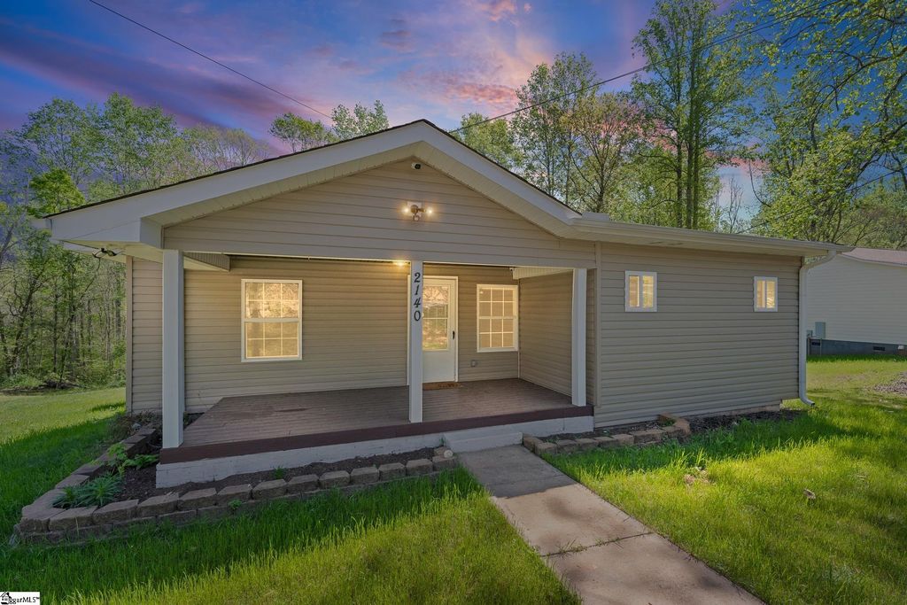 2140 Geer Highway, Travelers Rest, SC 29690