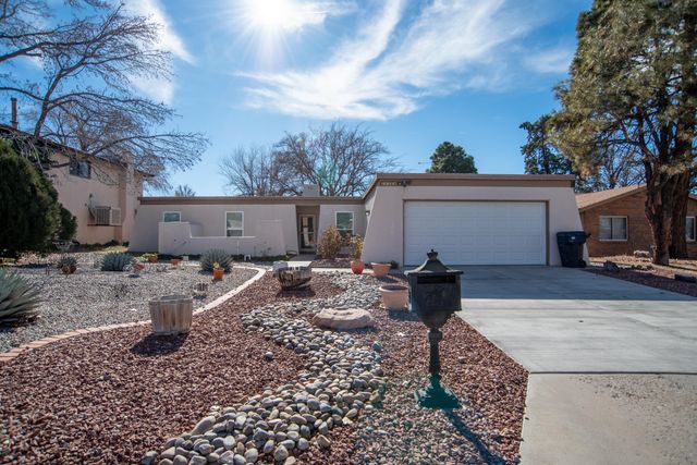 6436 Colleen Avenue NE, Albuquerque, NM 87109
