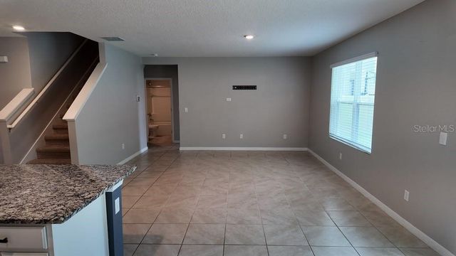 11237 AMBER RIDGE DRIVE, Zellwood, FL 32798
