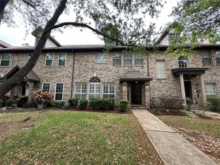 2204 Gemini Street, Houston, TX 77058