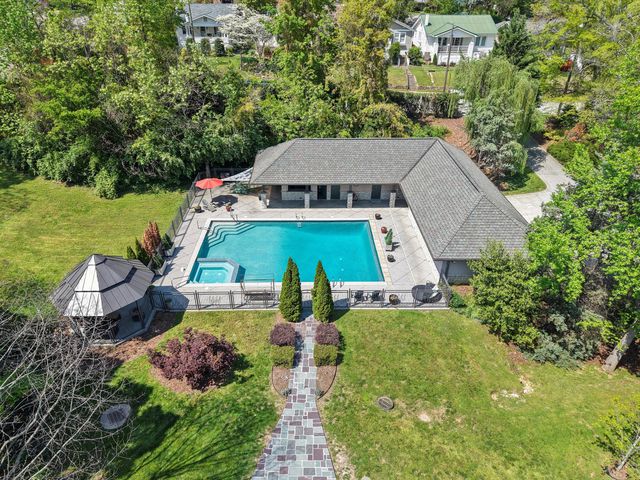 1511 Carroll Lane, Chattanooga, TN 37405