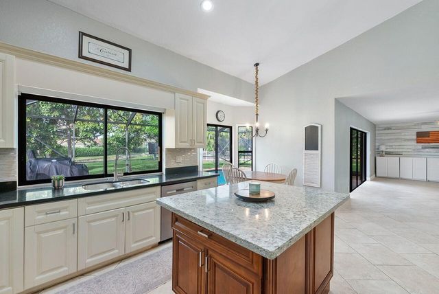 6273 NW 52nd Street, Coral Springs, FL 33067