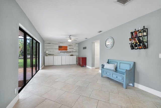 6273 NW 52nd Street, Coral Springs, FL 33067