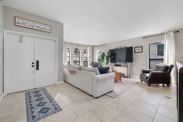 6273 NW 52nd Street, Coral Springs, FL 33067