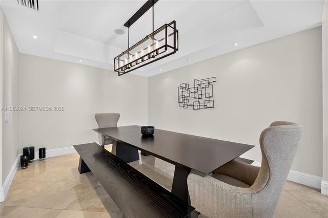 16500 Collins Avenue TH9, Sunny Isles Beach, FL 33160