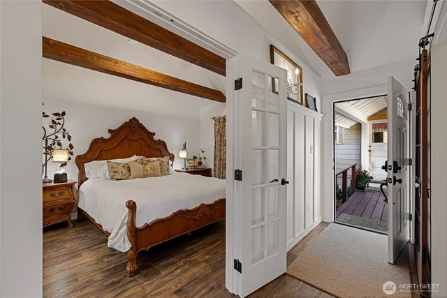 202 Prospect Street E, Eatonville, WA 98328