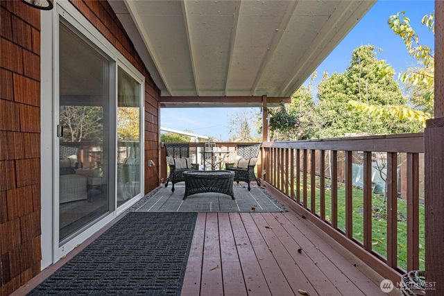 202 Prospect Street E, Eatonville, WA 98328