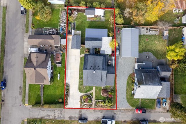 202 Prospect Street E, Eatonville, WA 98328