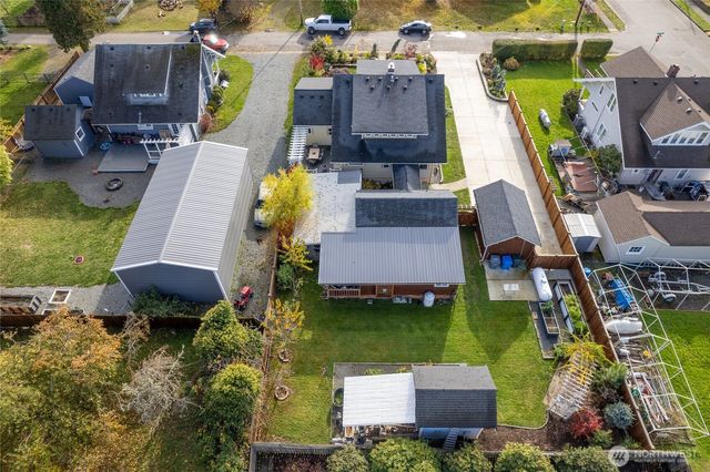 202 Prospect Street E, Eatonville, WA 98328