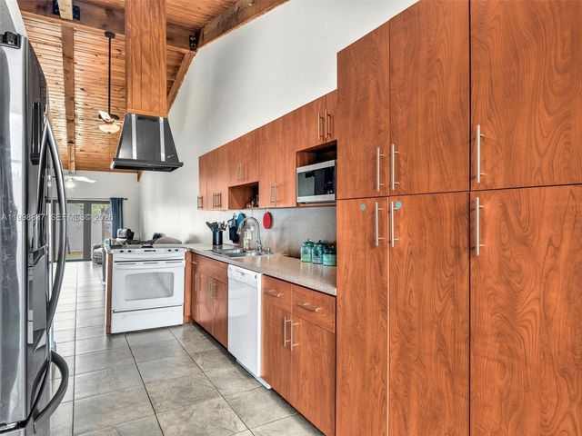 13406 SW 102nd Ln, Miami, FL 33186