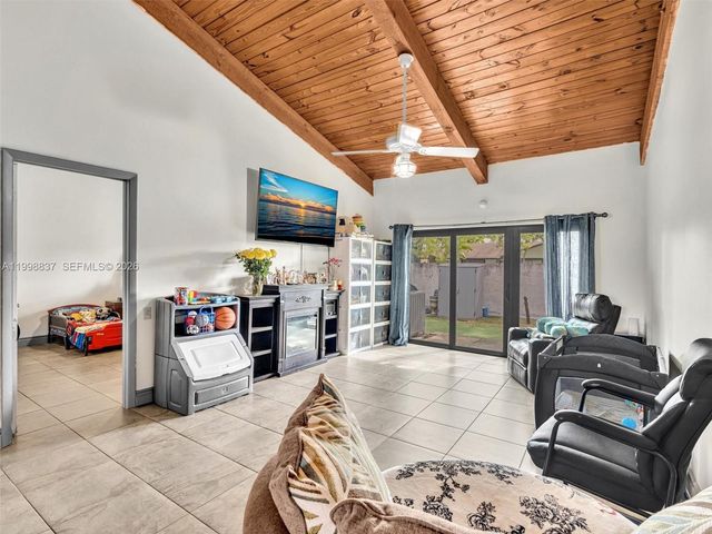 13406 SW 102nd Ln, Miami, FL 33186