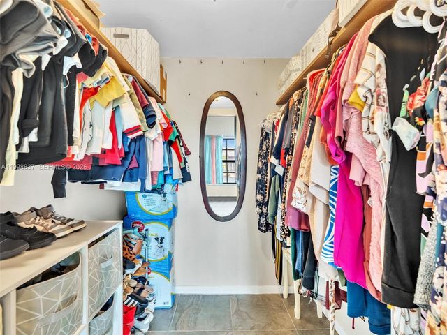 13406 SW 102nd Ln, Miami, FL 33186