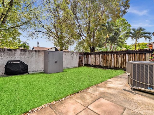 13406 SW 102nd Ln, Miami, FL 33186