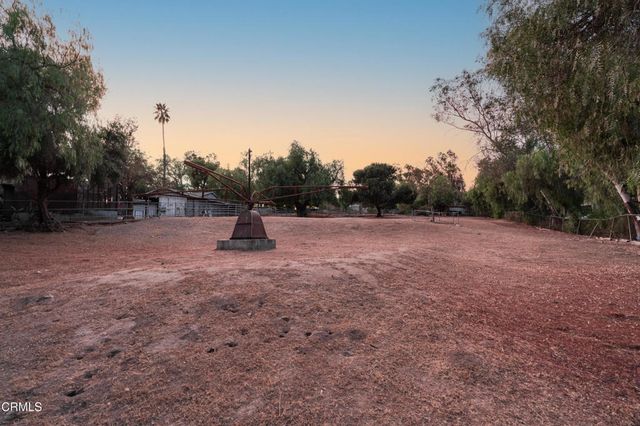 10400 Mcbroom Street, Los Angeles, CA 91040