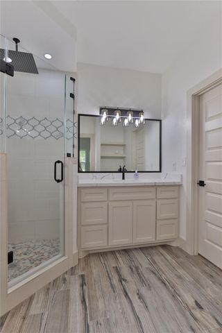 223 Laurel Street, Lake Jackson, TX 77566