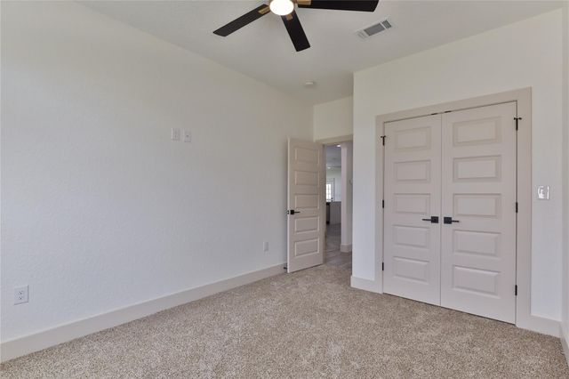 223 Laurel Street, Lake Jackson, TX 77566