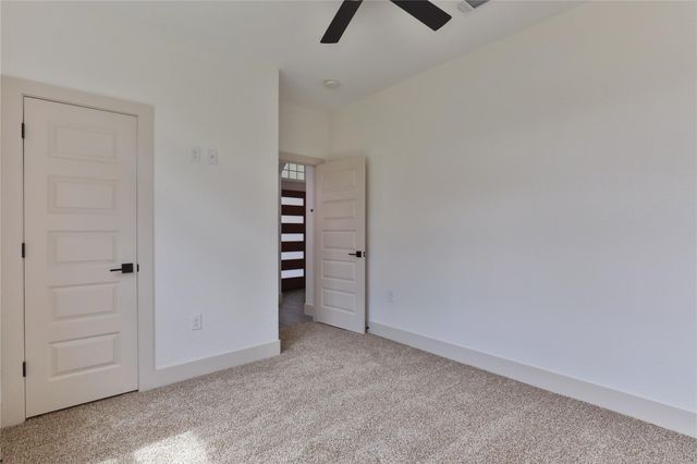 223 Laurel Street, Lake Jackson, TX 77566