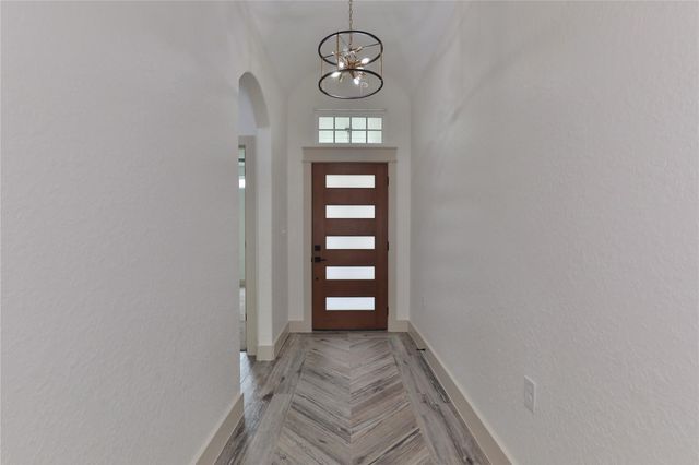 223 Laurel Street, Lake Jackson, TX 77566