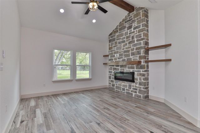 223 Laurel Street, Lake Jackson, TX 77566