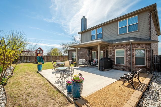 1417 Saint Johns Drive, Van Alstyne, TX 75495