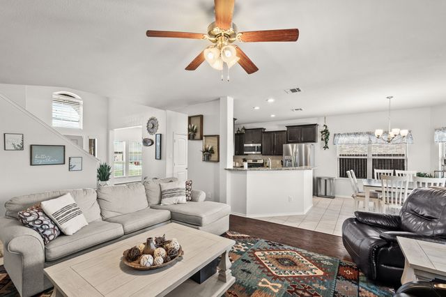 1417 Saint Johns Drive, Van Alstyne, TX 75495