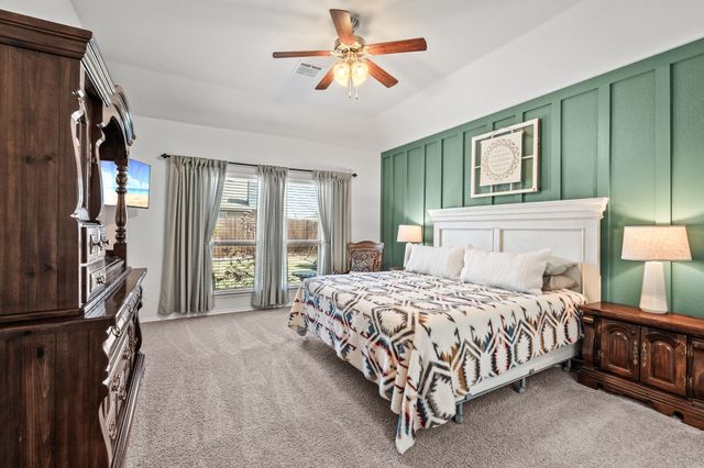 1417 Saint Johns Drive, Van Alstyne, TX 75495