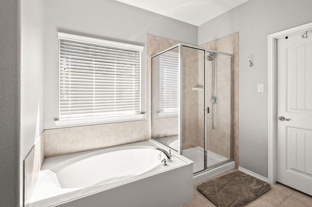 1417 Saint Johns Drive, Van Alstyne, TX 75495