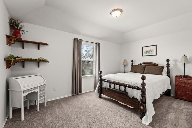 1417 Saint Johns Drive, Van Alstyne, TX 75495