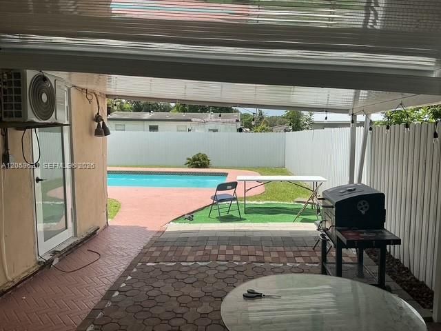 6404 Grant Court, Hollywood, FL 33024