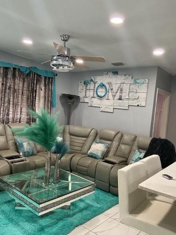6404 Grant Court, Hollywood, FL 33024