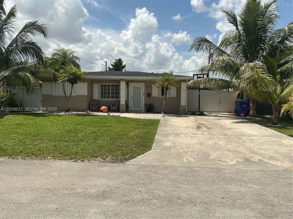 6404 Grant Court, Hollywood, FL 33024