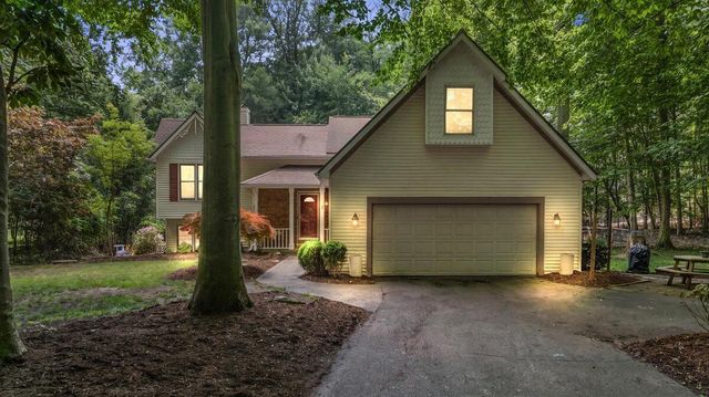1460 Post Avenue, Park Twp, MI 49424