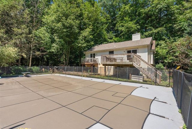 1460 Post Avenue, Park Twp, MI 49424