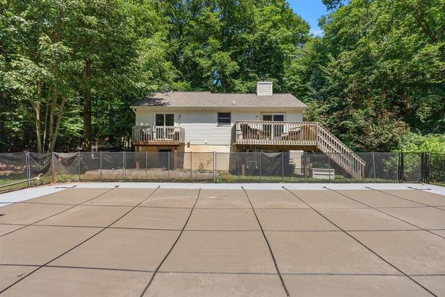 1460 Post Avenue, Park Twp, MI 49424
