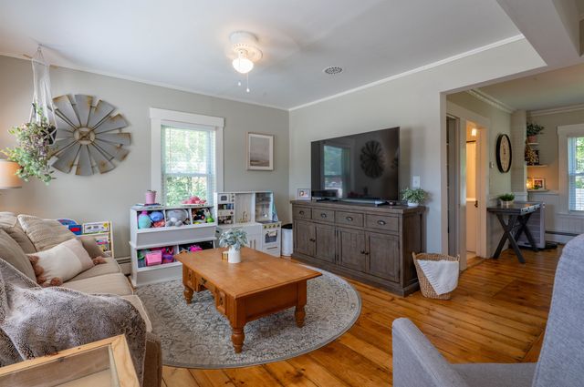 64 Henniker Street, Hillsborough, NH 03244