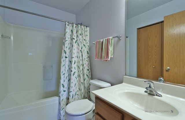 1014 Devon Drive, Antioch, IL 60002