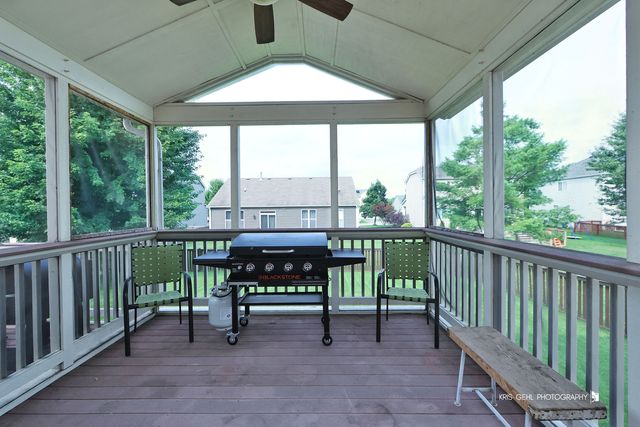 1014 Devon Drive, Antioch, IL 60002