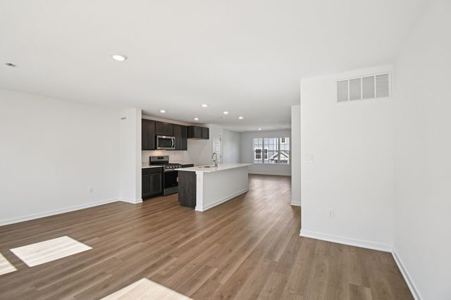 1393 Oakfield Lane, Pingree Grove, IL 60140