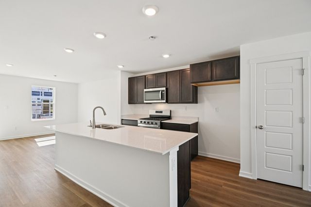 1393 Oakfield Lane, Pingree Grove, IL 60140